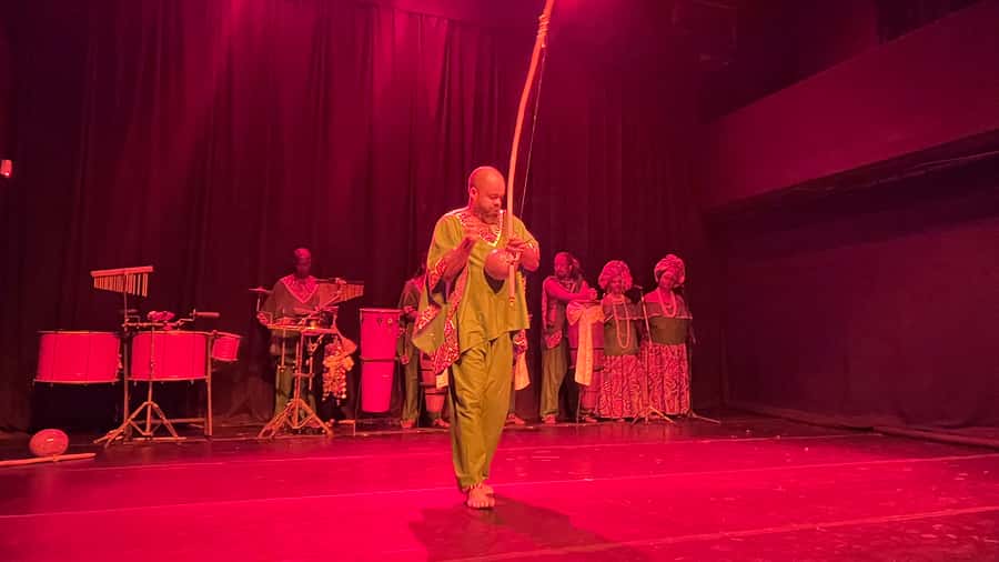 Salvador by Night: Cultural Dinner and Show - The show at Balé Folclórico da Bahia: drums, dance, and meaning