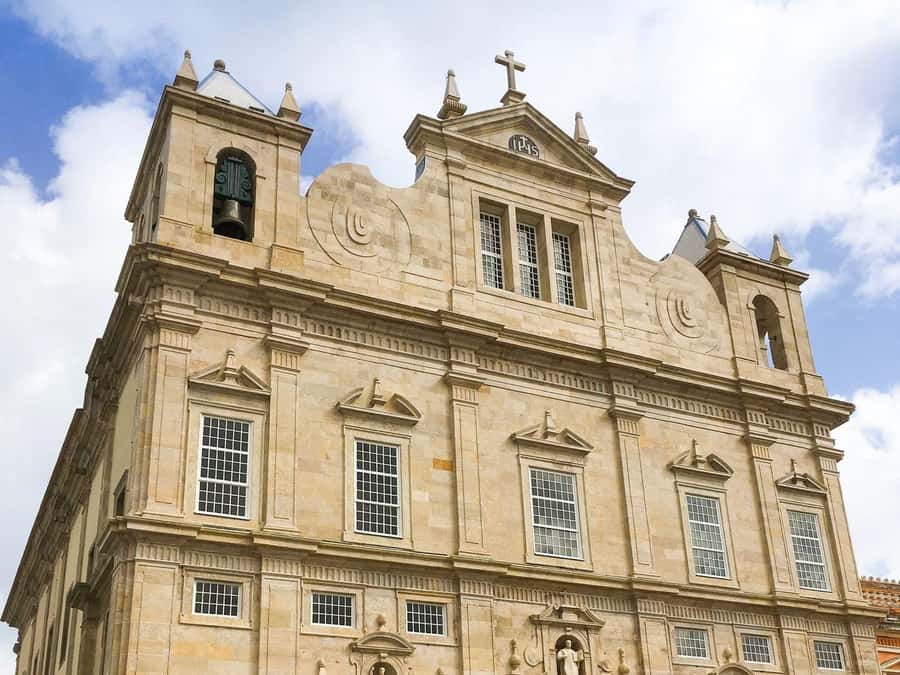 Salvador Historic Walking Tour - Pelourinho - Largo do Pelourinho and São Francisco Church: baroque beauty with a pop-culture breadcrumb