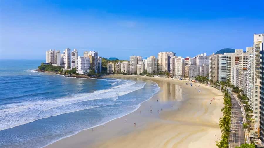 Santos & Guaruja: 8 hour Beach Tour Starting in Sao Paulo - Entering Santos historic center: Pelé Museum, Coffee Museum, and Valongo Station