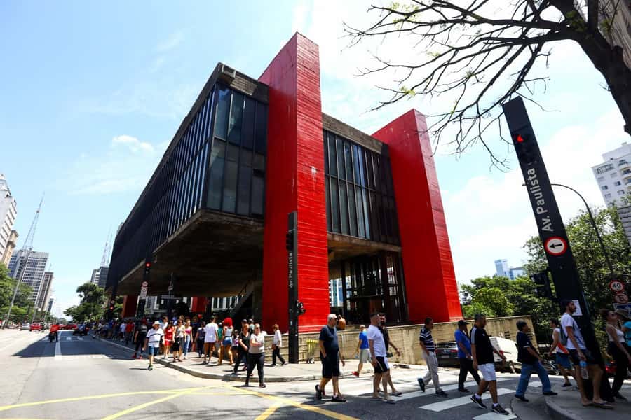 São Paulo: 5hr City Tour With Fruit Tasting - Municipal Theater and Vale do Anhangabaú, City Center Views With Meaning