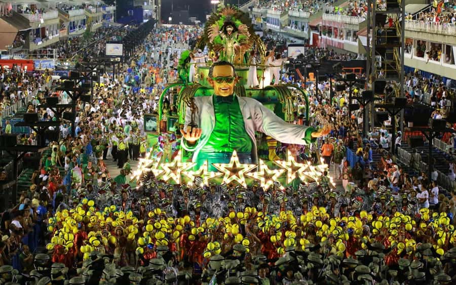 São Paulo Carnival Seating with Food, Drinks, & Transfer - Key Things I’d Book This For