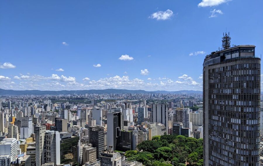Sao Paulo: Downtown-Center Walking Tour | 2 Hours - English - Bank of Brazil Cultural Center and College Pateo: Institutions That Teach