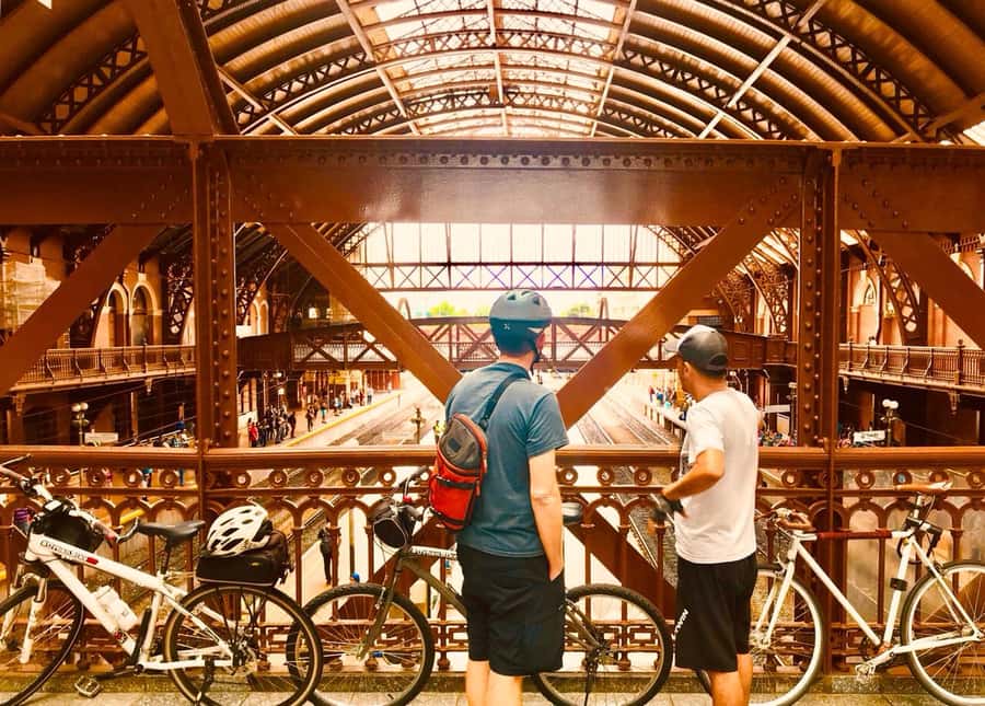 São Paulo: Downtown Historical Bike Tour - Pátio do Colégio, Sé Cathedral, and finishing through Liberdade