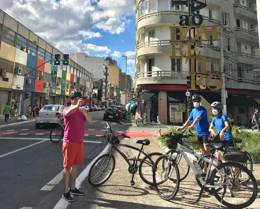 São Paulo Highlights: Culture, History, and Vibrance by Bike - Liberdade and the Catedral Metropolitana Ortodoxa finish