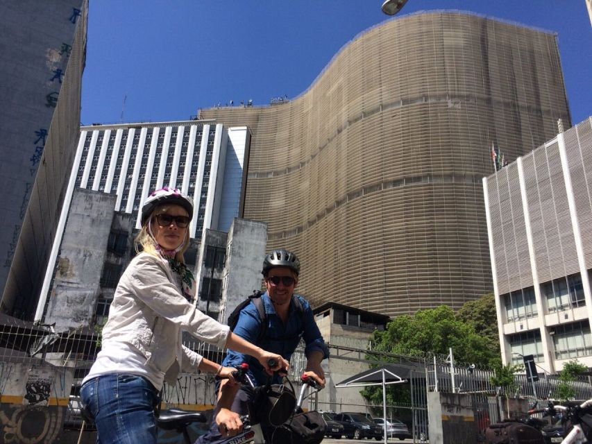 São Paulo Highlights: Culture, History, and Vibrance by Bike - Down to downtown via Consolação Bike Lane and the theatre district