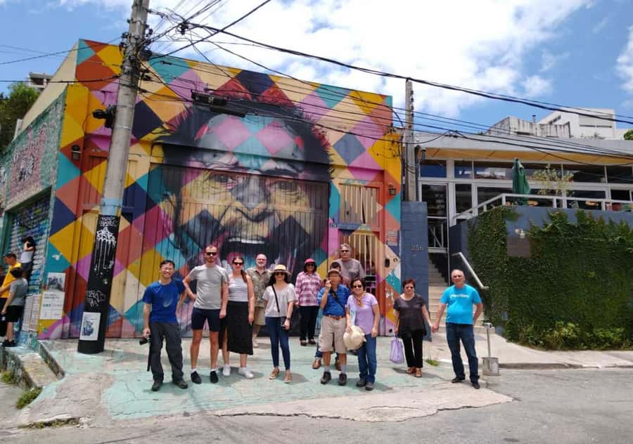 São Paulo: Main City Sights in 7 Hours – Shared Group Tour - Batman’s Alley: street art you can actually enjoy