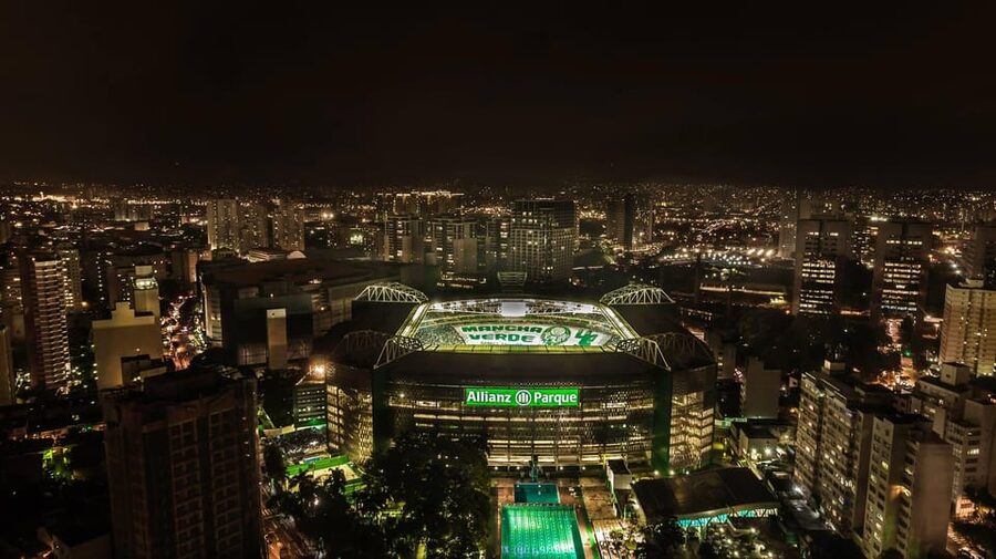 São Paulo: Nightlife Extravaganza Tour with Rooftop Bars - Your guide matters, and Vini seems to get it right