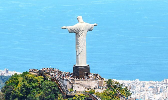 Skip the Line to Christ Redeemer, Sugar Loaf and Barbecue Lunch - Key highlights to clock in on