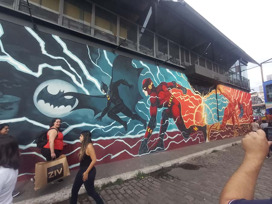Special tour 8 hour (walking tour + nightlife ) - Beco do Batman, street art with serious personality