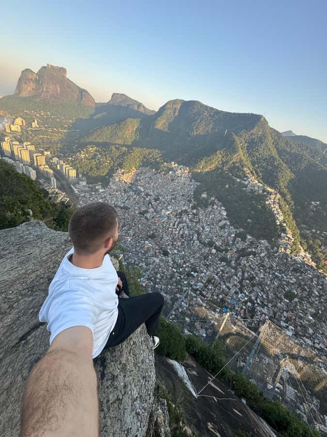 Sunrise at Morro Dois Irmãos + Vidigal Favela Experience - Descending into Vidigal Favela with a guide who explains the place