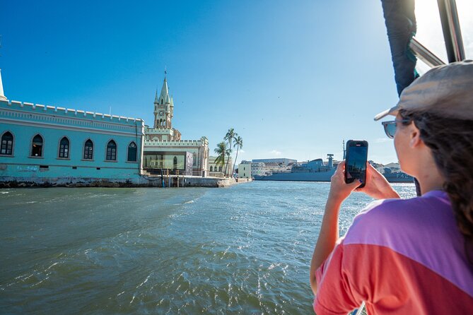 Sunset Boat Tour with Beer, Water, Soda and Snacks included - Museu do Amanhã: a quick wow at the waterfront