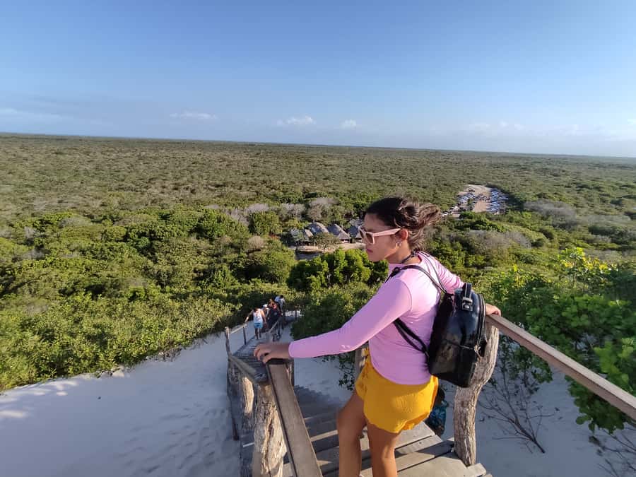 Sunset Experience in Bonita Lagoon - Climbing for the highest dune and catching the Lençóis sunset