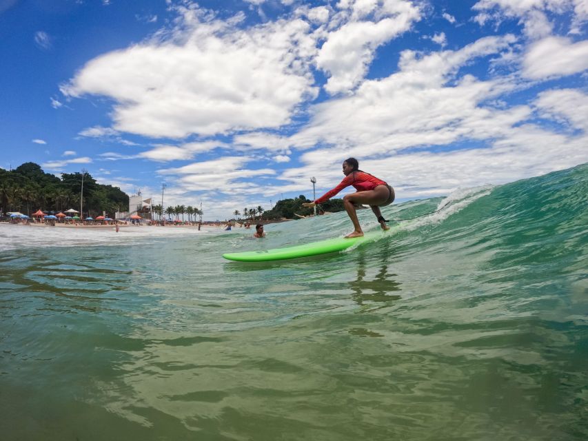 Surf lessons with local instructors in Copacabana/ipanema! - Group or private lessons: choosing what fits your comfort level