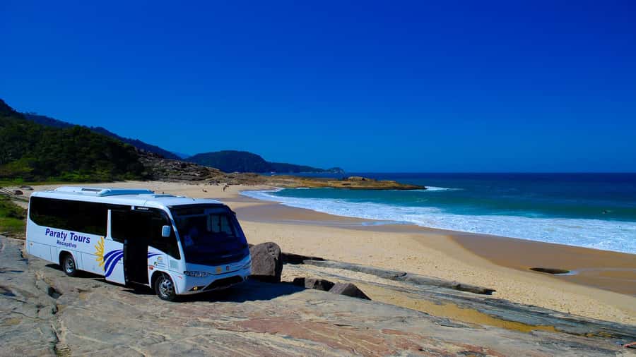 Trindade Day Trip: Nature and Sea Adventure from Paraty - What the small-group format really changes