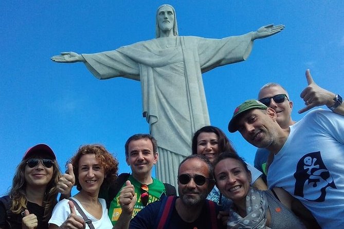 Two of Rio's Best: Christ the Redeemer & Sugarloaf Mountain Half-Day Tour - The role of the guide: multi-language info and calm coordination